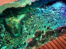 Load image into Gallery viewer, Bismuth Moai Heads