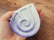 Load image into Gallery viewer, Air Element Bath Bomb with Blue Aventurine
